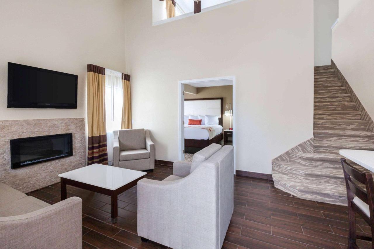 Hawthorn Suites By Wyndham Detroit Southfield Ngoại thất bức ảnh