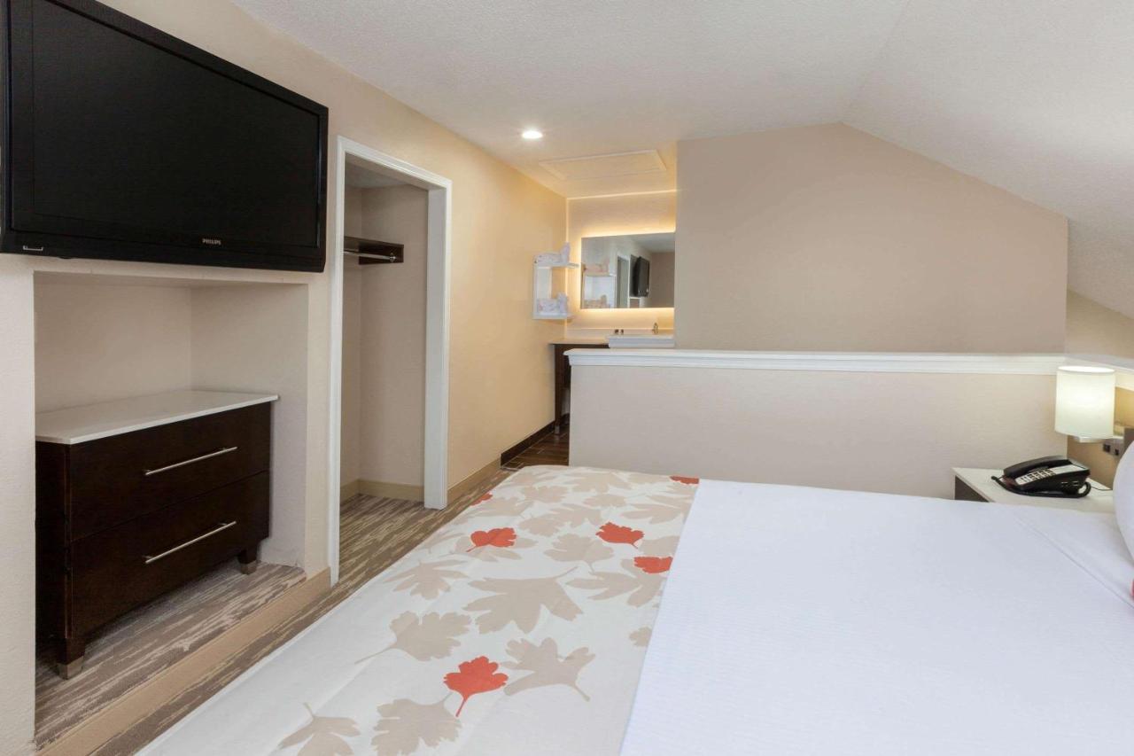 Hawthorn Suites By Wyndham Detroit Southfield Ngoại thất bức ảnh