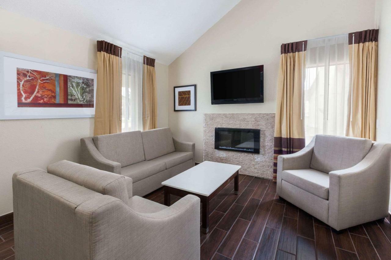 Hawthorn Suites By Wyndham Detroit Southfield Ngoại thất bức ảnh